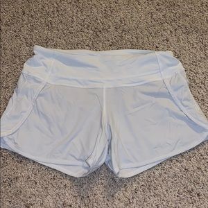 White lululemon shorts